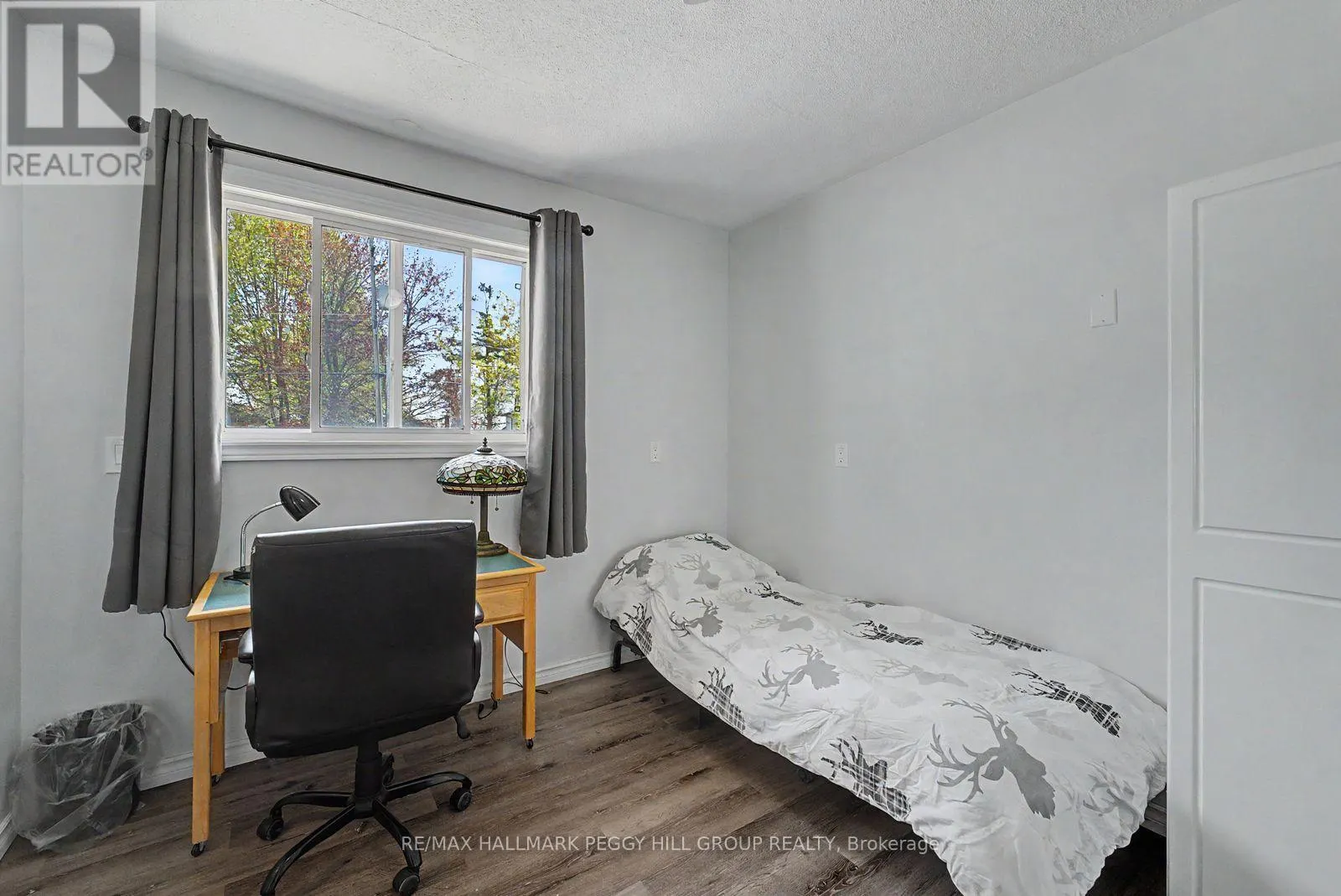 22 OLIVE CRESCENT