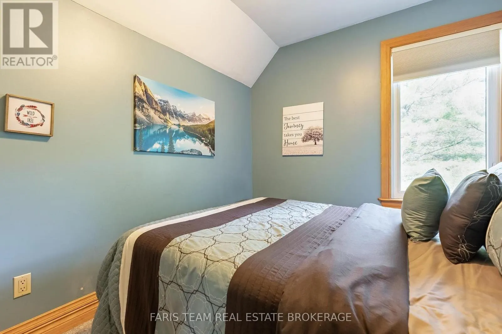 2289 KINNEAR SIDE ROAD