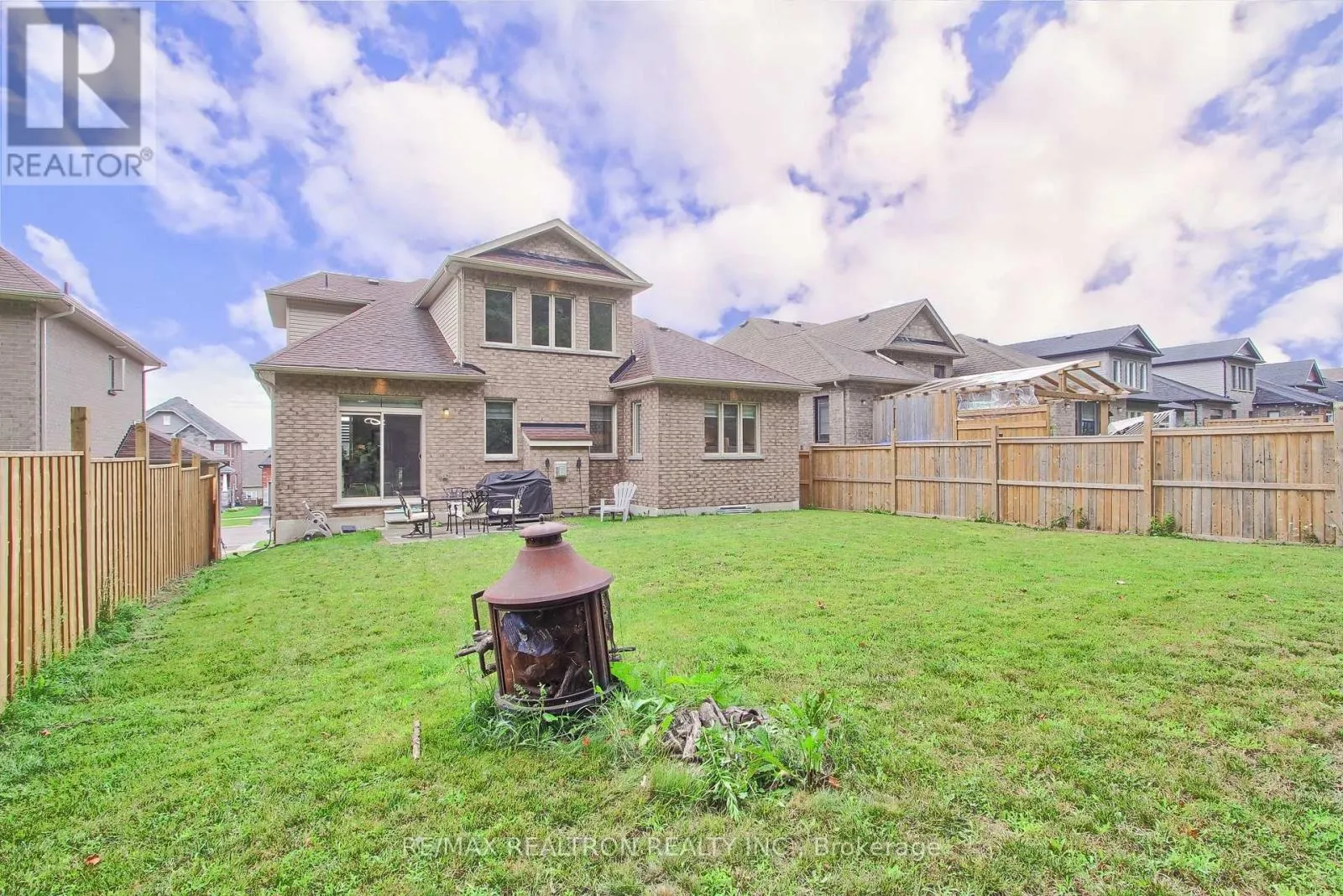 3046 MONARCH DRIVE