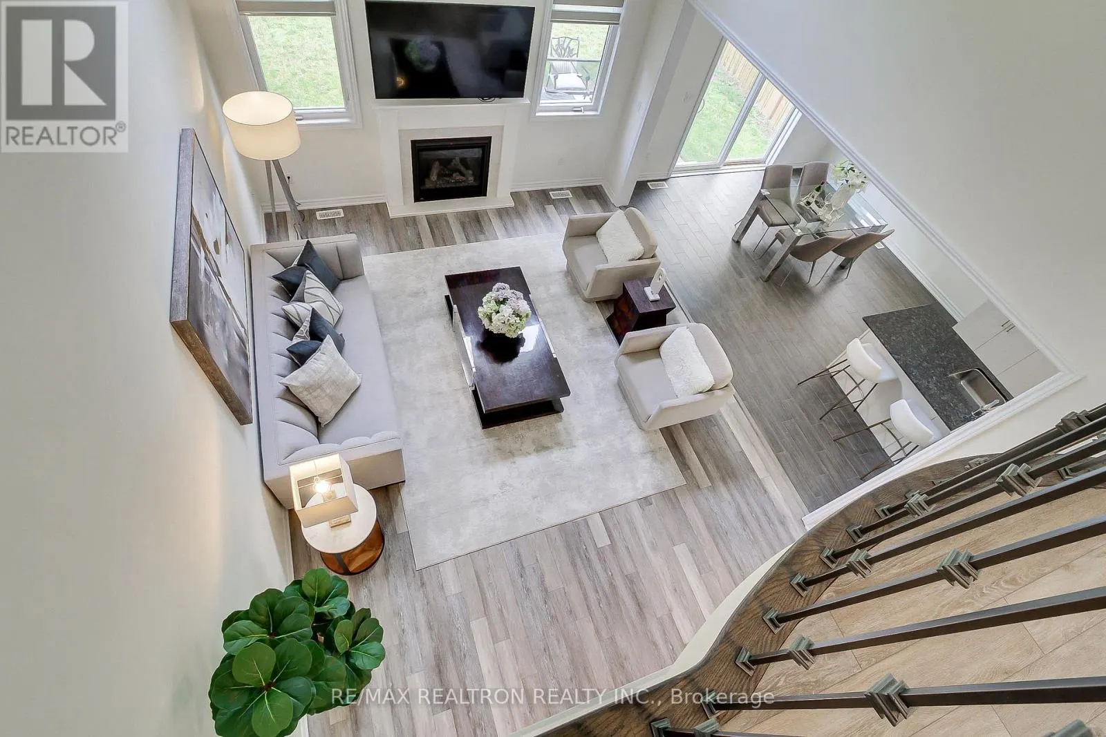 3046 MONARCH DRIVE