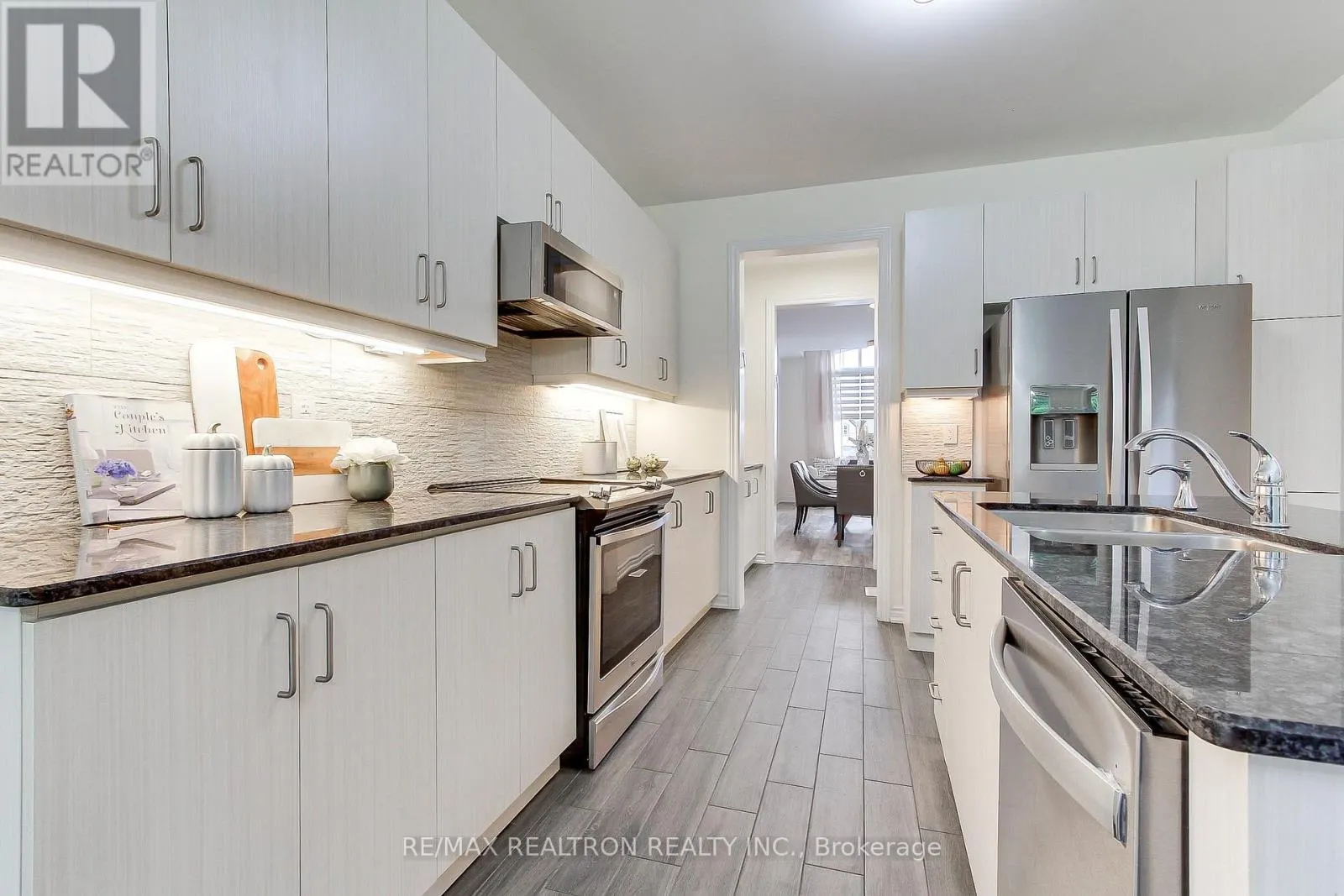 3046 MONARCH DRIVE