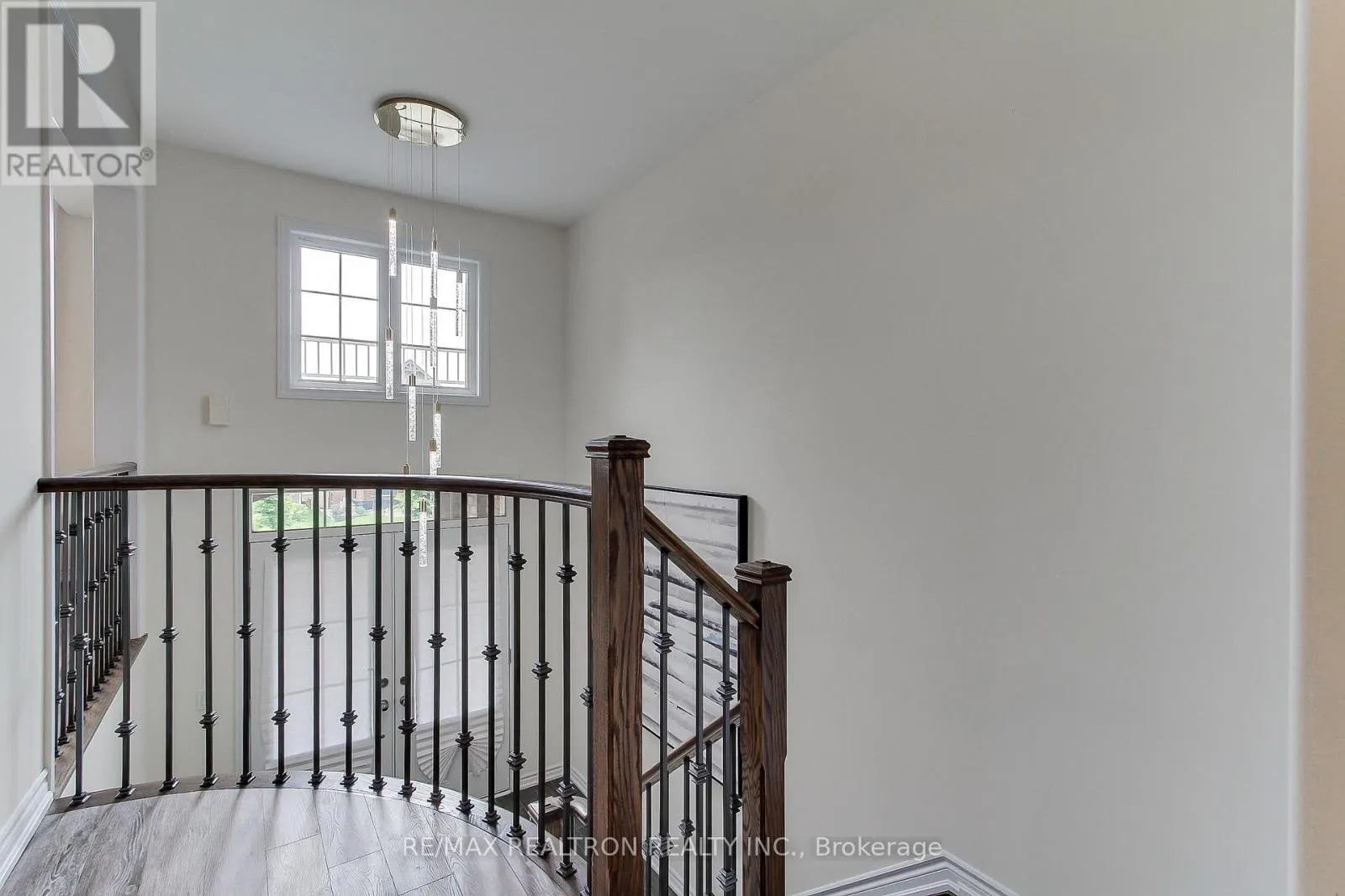 3046 MONARCH DRIVE