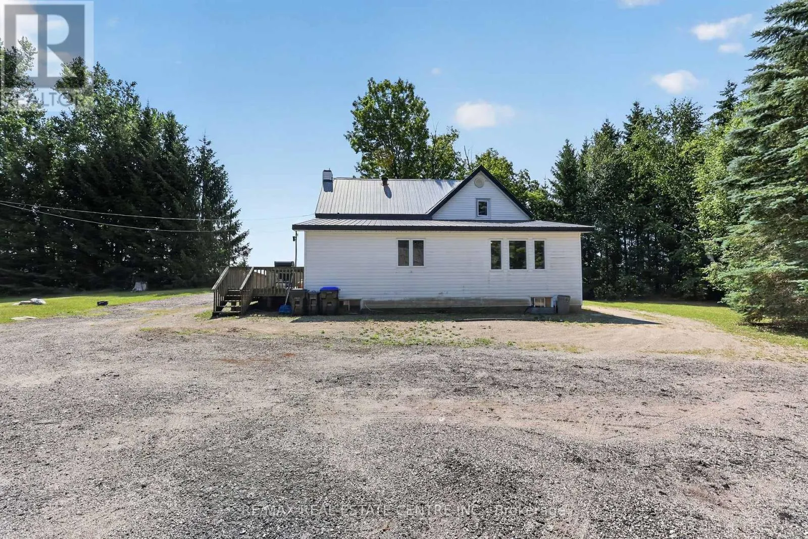 652 CONCESSION 18 W