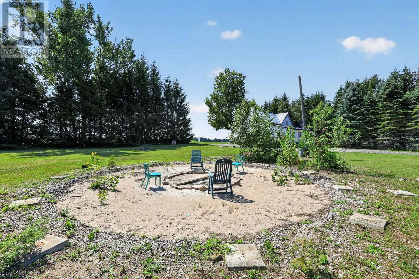 652 CONCESSION 18 W