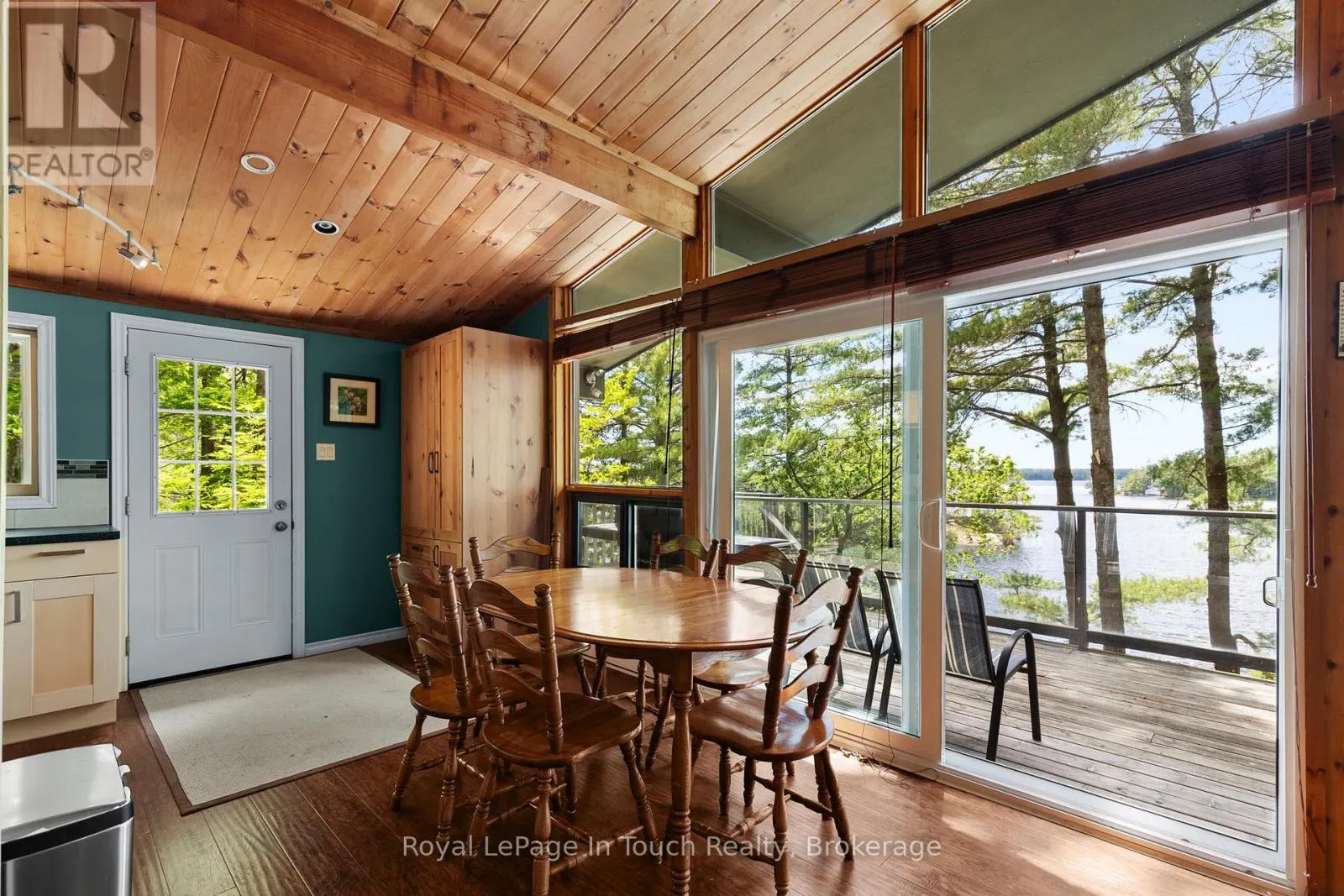 3946 EAST SHORE ROAD