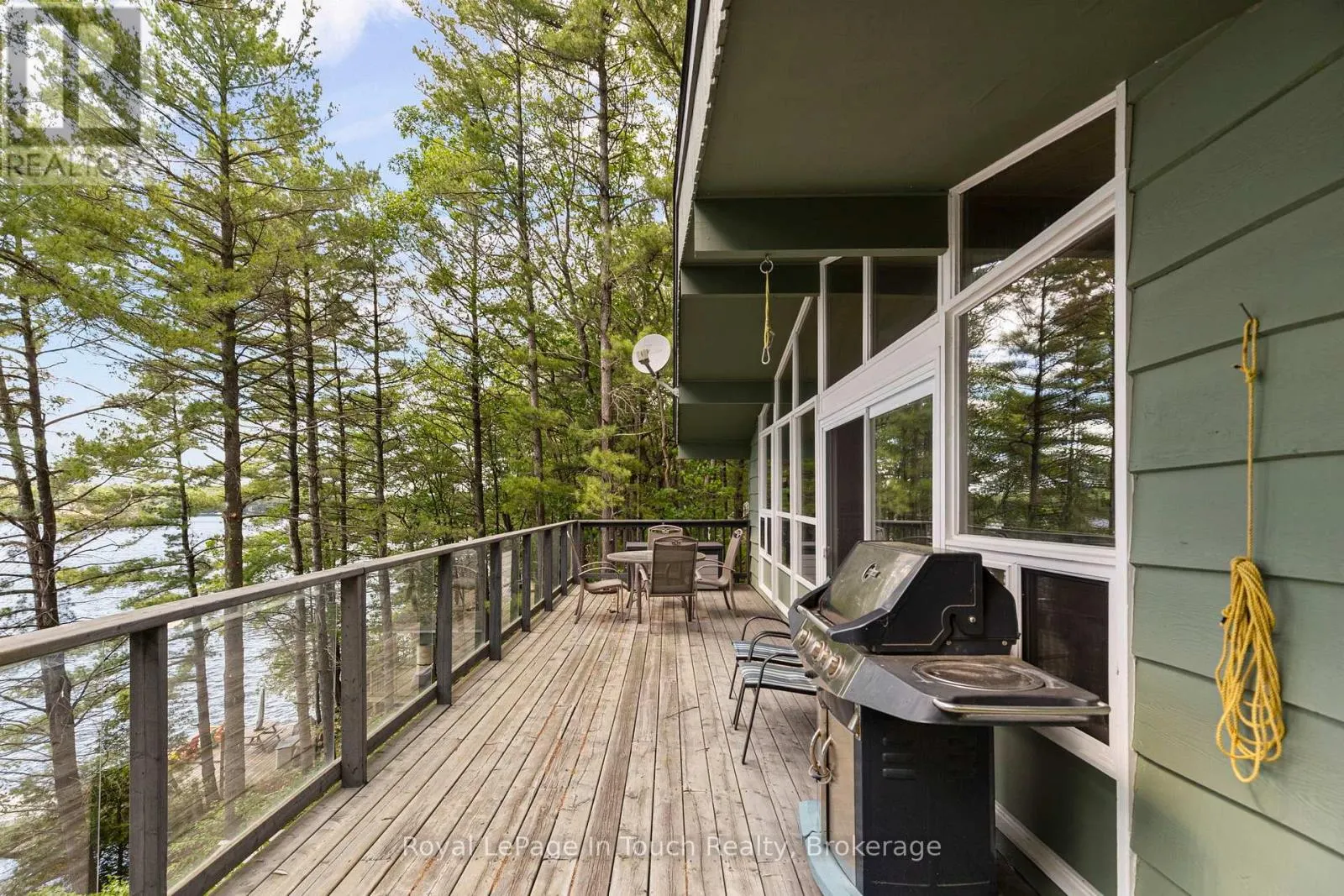 3946 EAST SHORE ROAD
