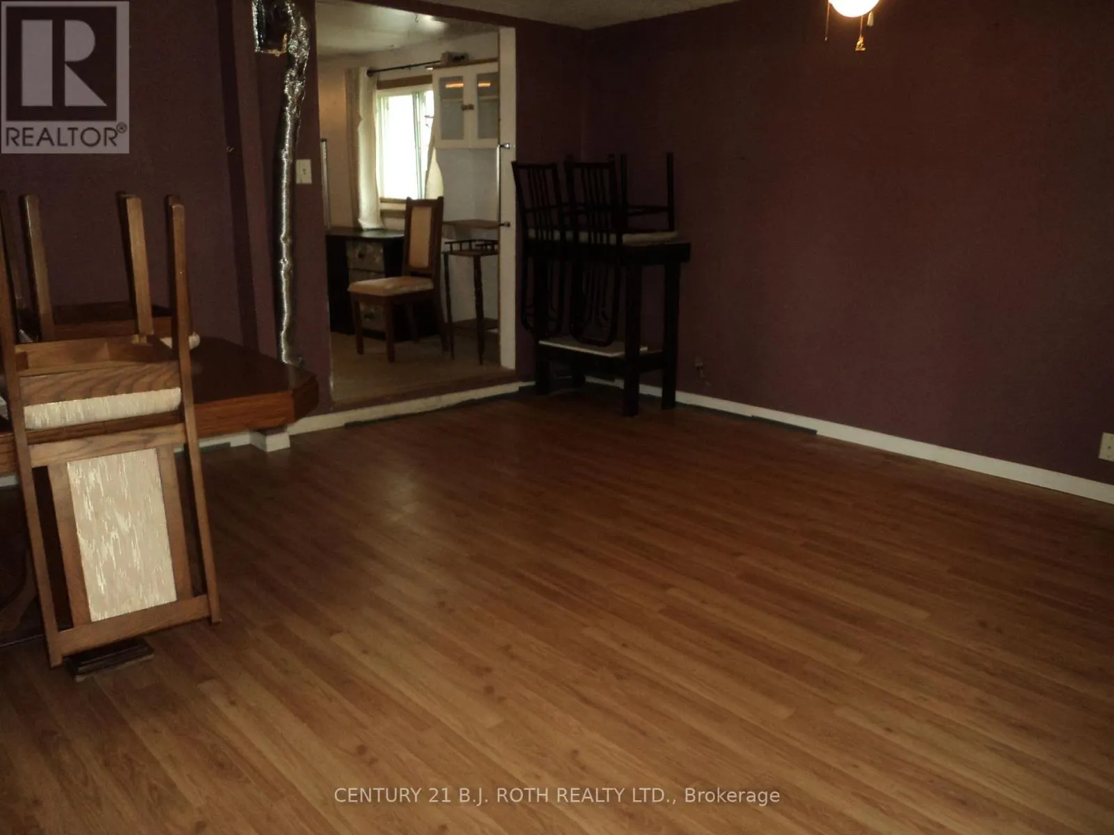 137 DUFFERIN STREET