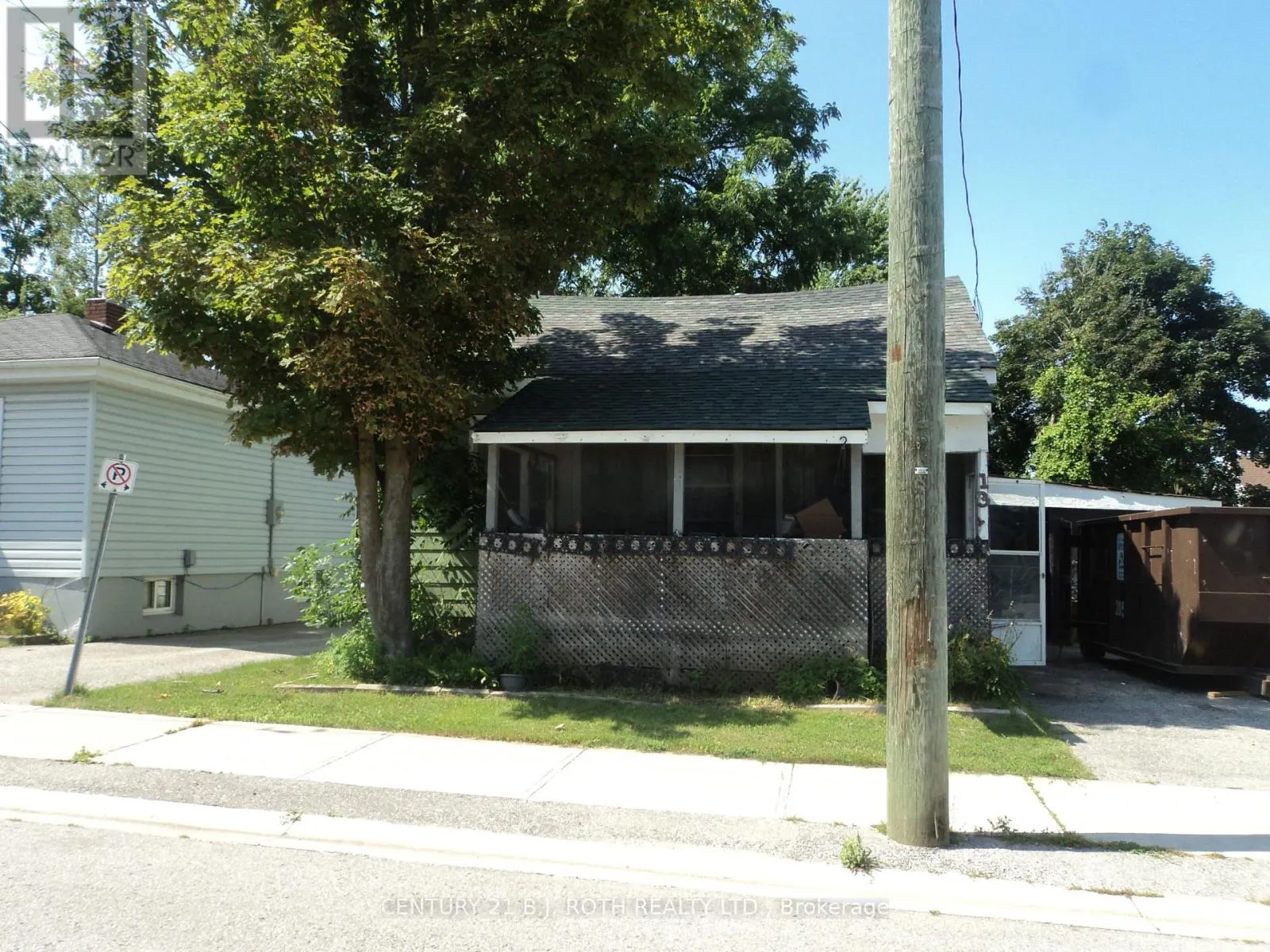 137 DUFFERIN STREET