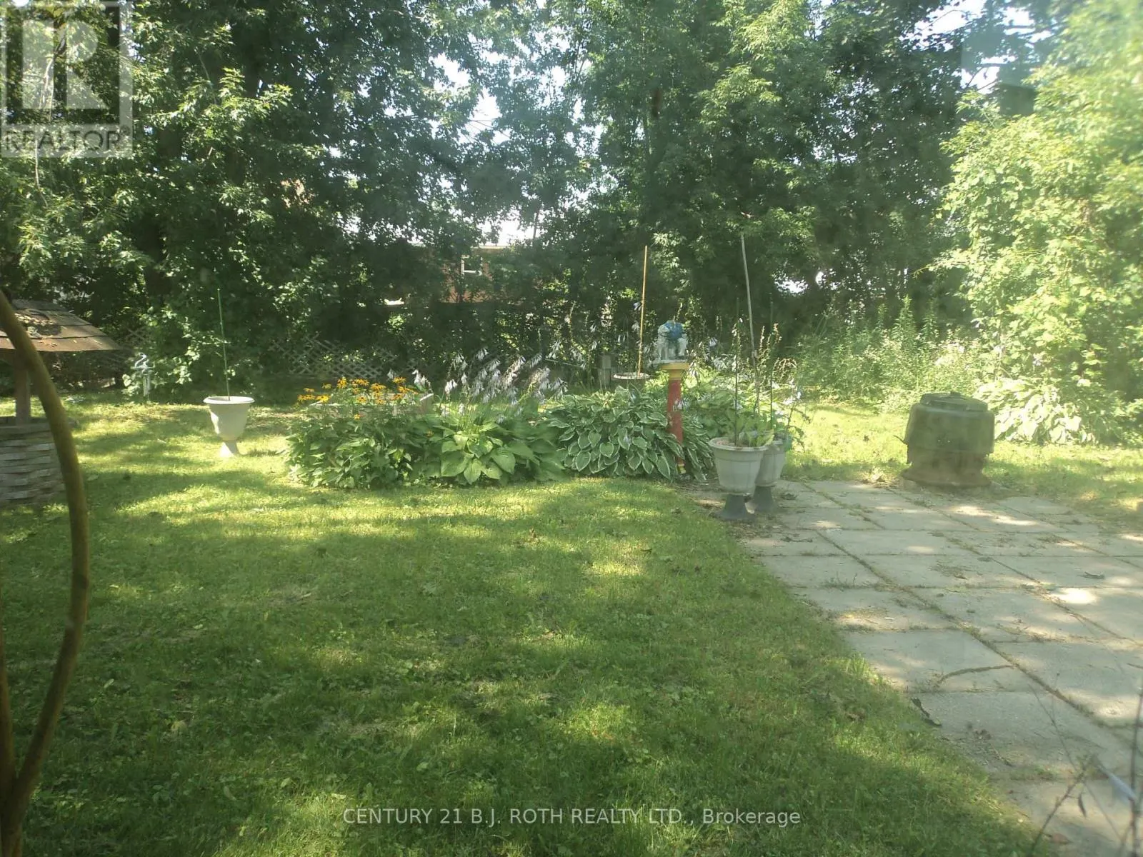 137 DUFFERIN STREET