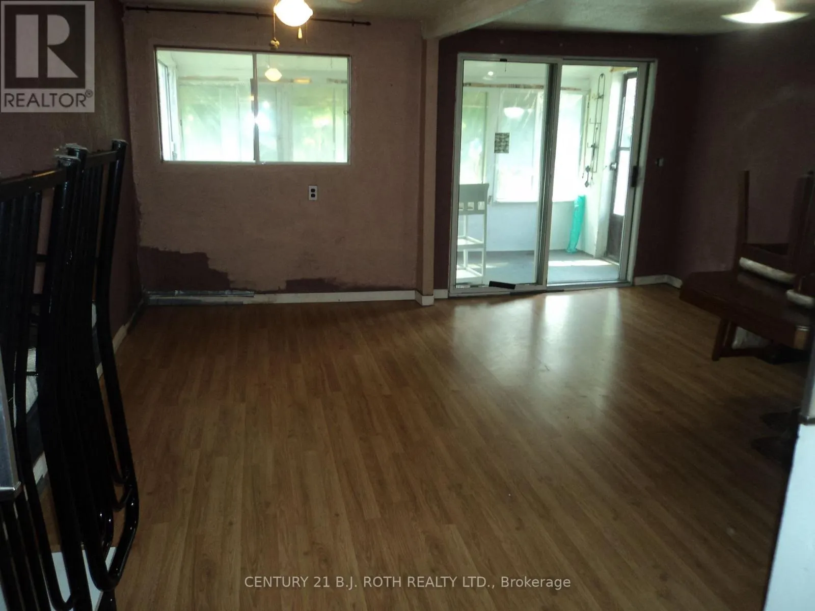 137 DUFFERIN STREET