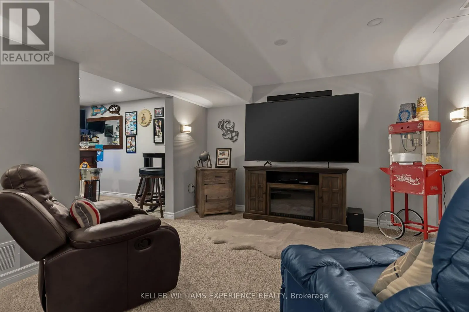 4254 FOREST WOOD DRIVE