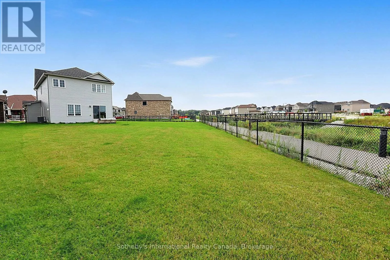 270 SPRINGFIELD CRESCENT