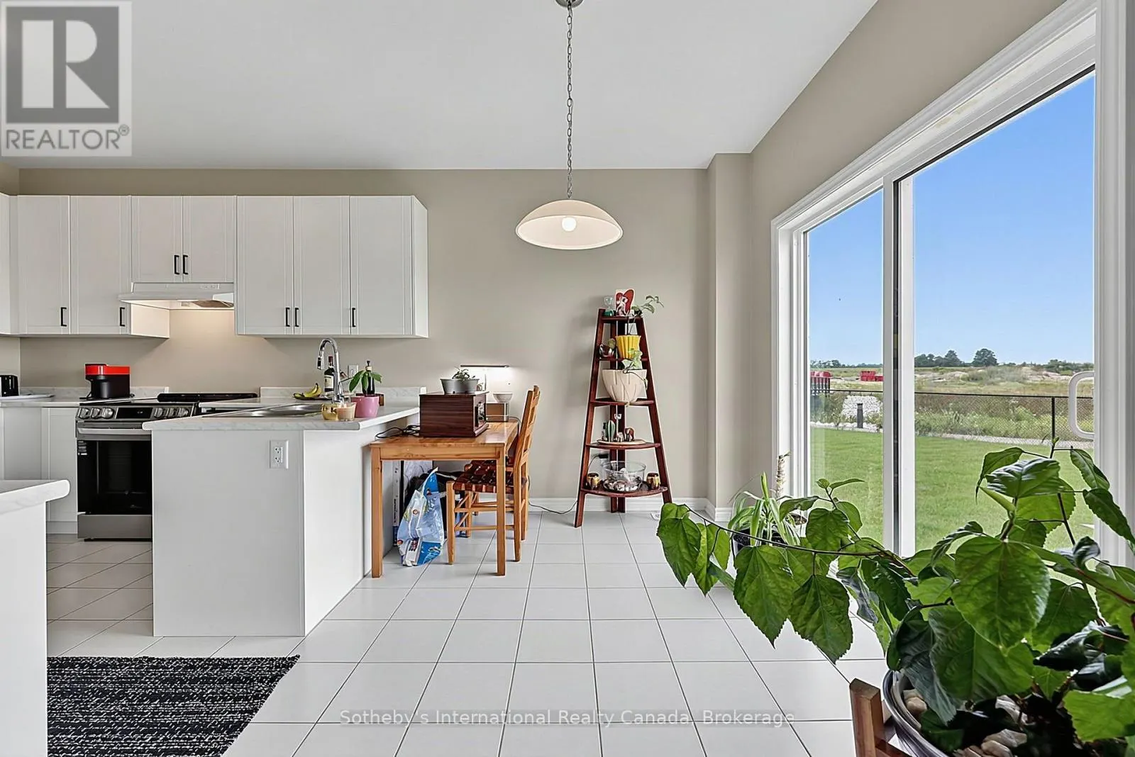 270 SPRINGFIELD CRESCENT