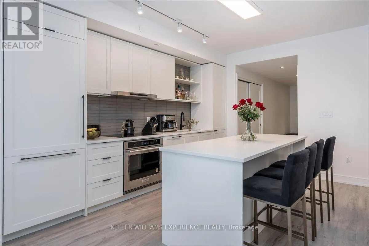 714 - 185 DUNLOP STREET E