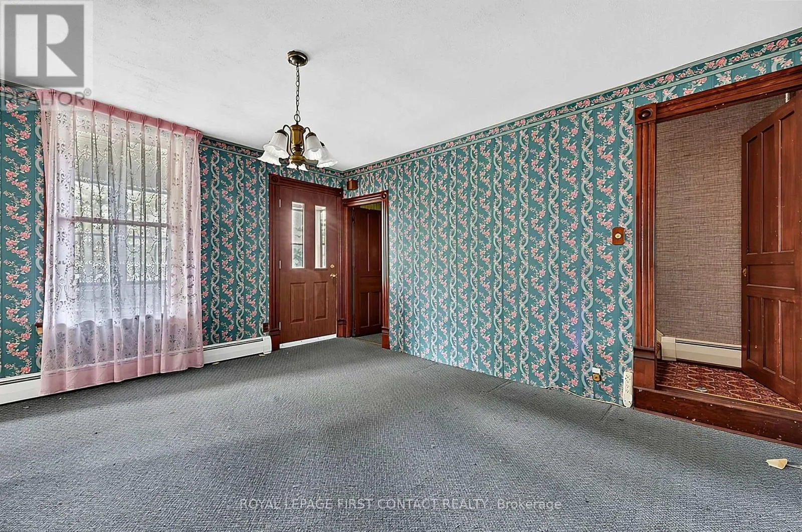 43 FITTONS ROAD W