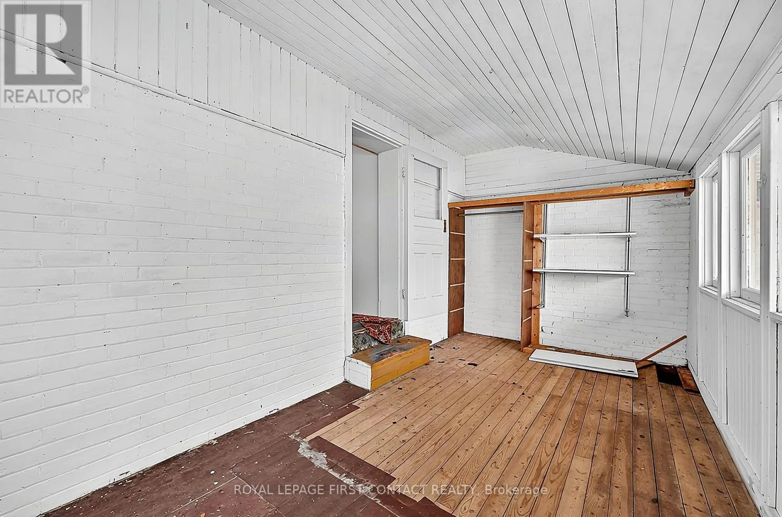 43 FITTONS ROAD W