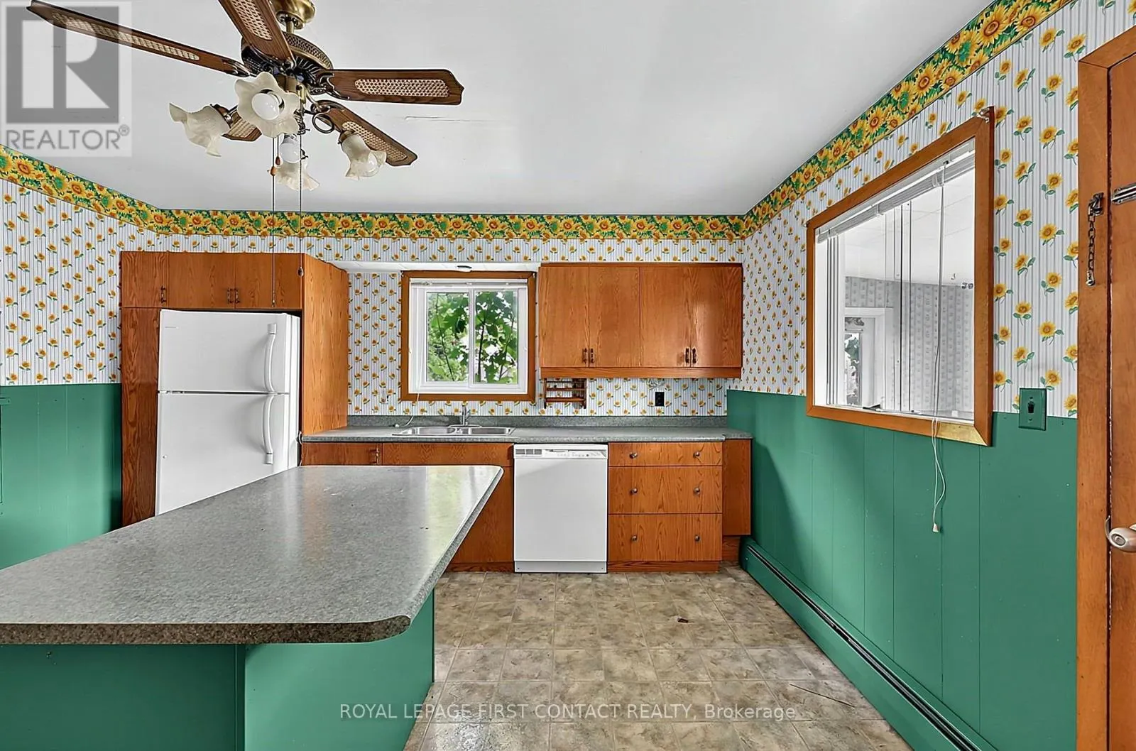 43 FITTONS ROAD W