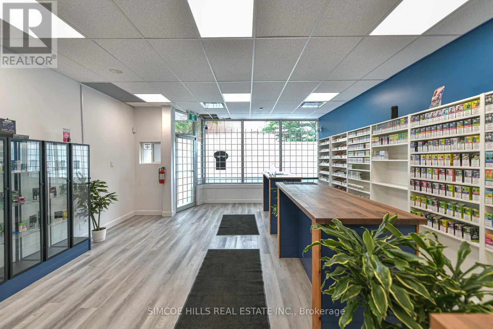 33 MISSISSAGA STREET W