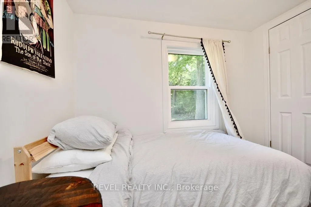 39 DOMAR ROAD