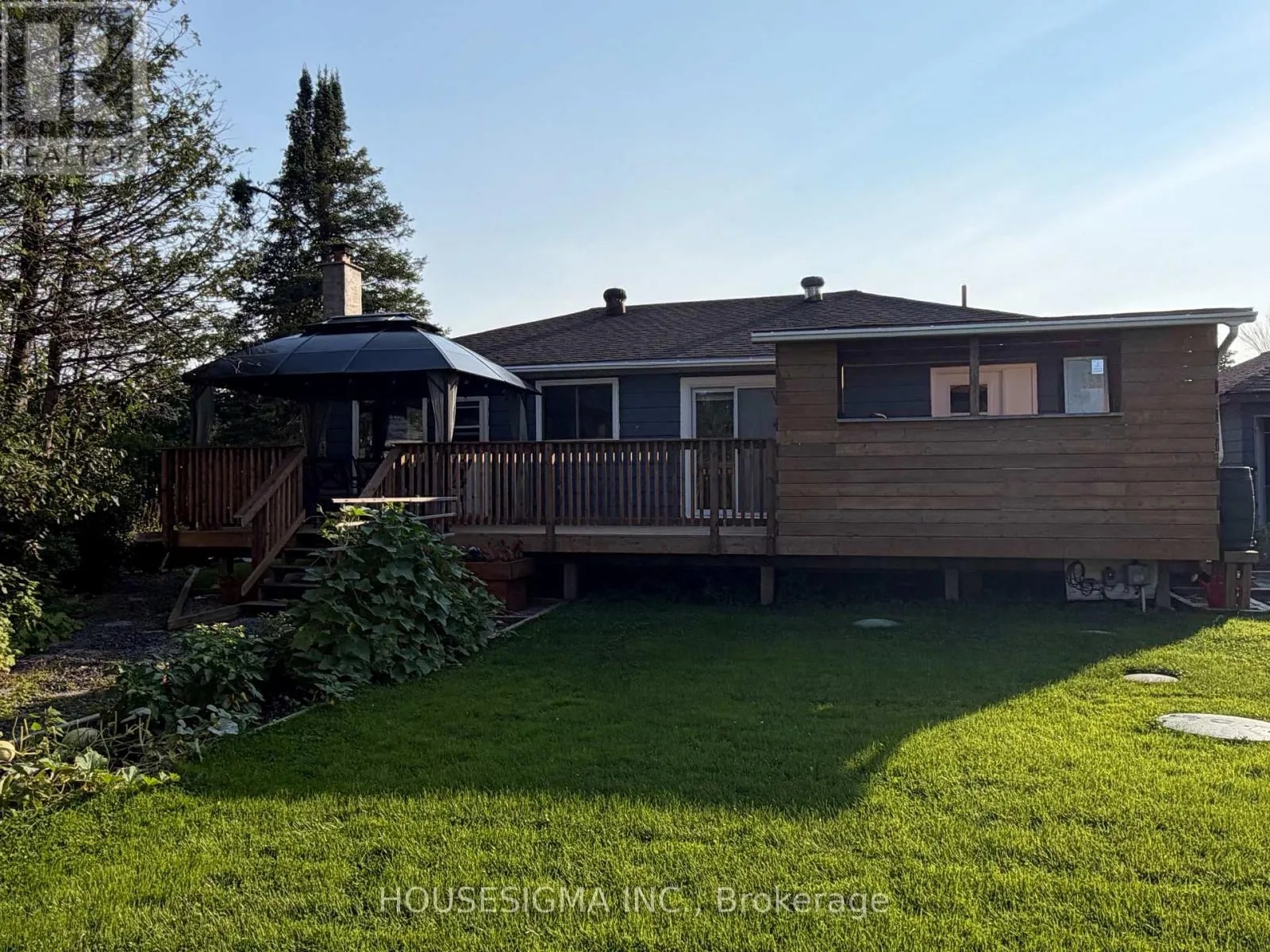 16 MAZEPA PLACE