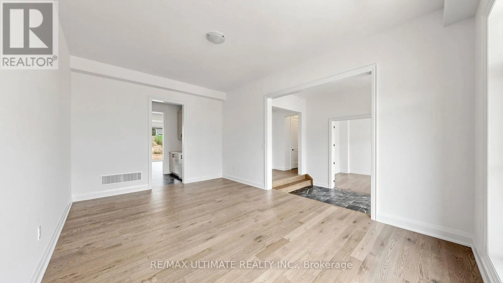 12 ALDWINCKLE AVENUE