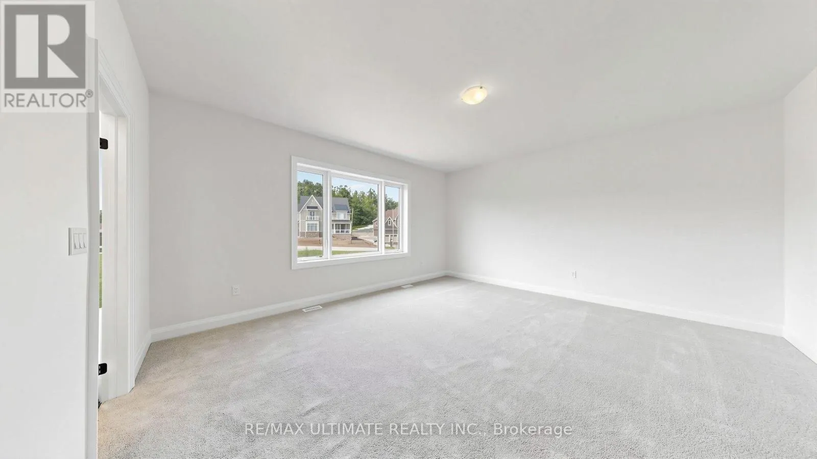 12 ALDWINCKLE AVENUE