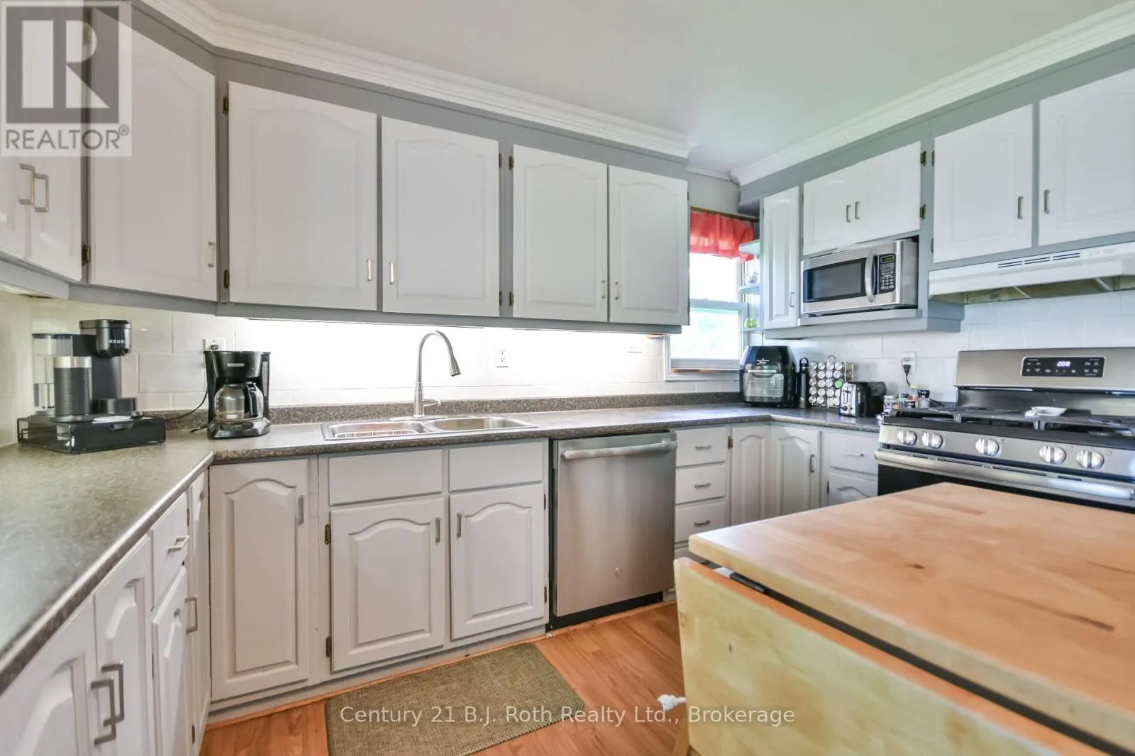 95 MASKINONGE ROAD
