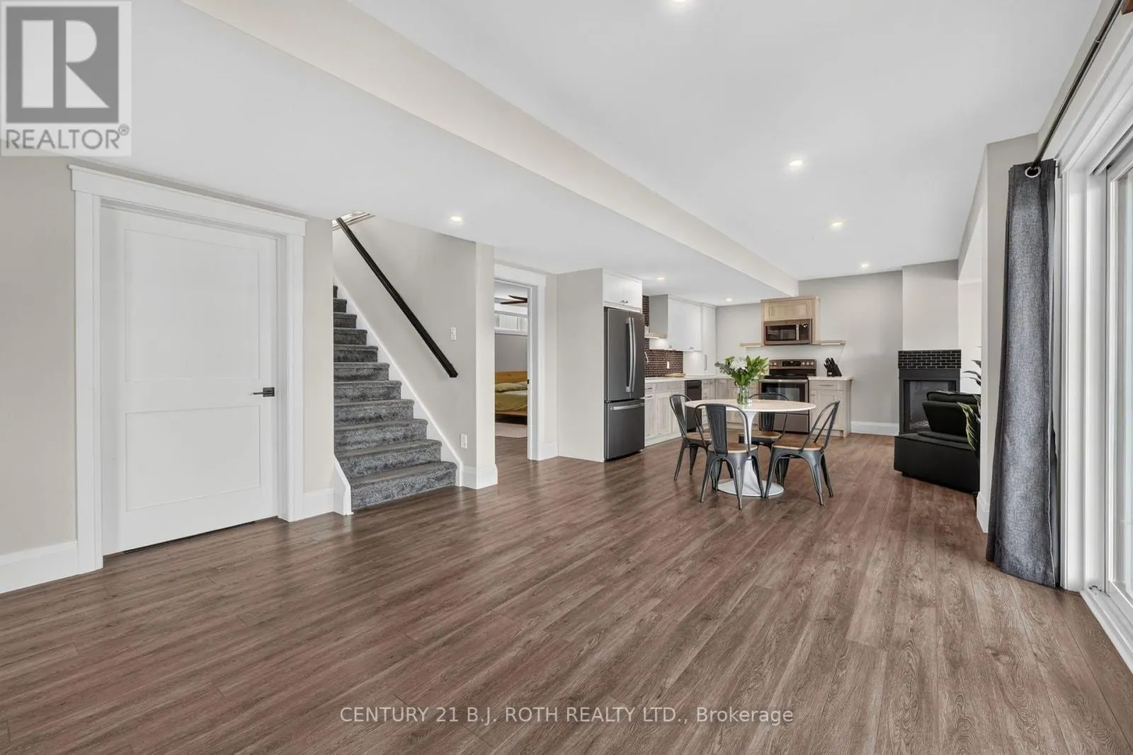 244 FRANK STREET
