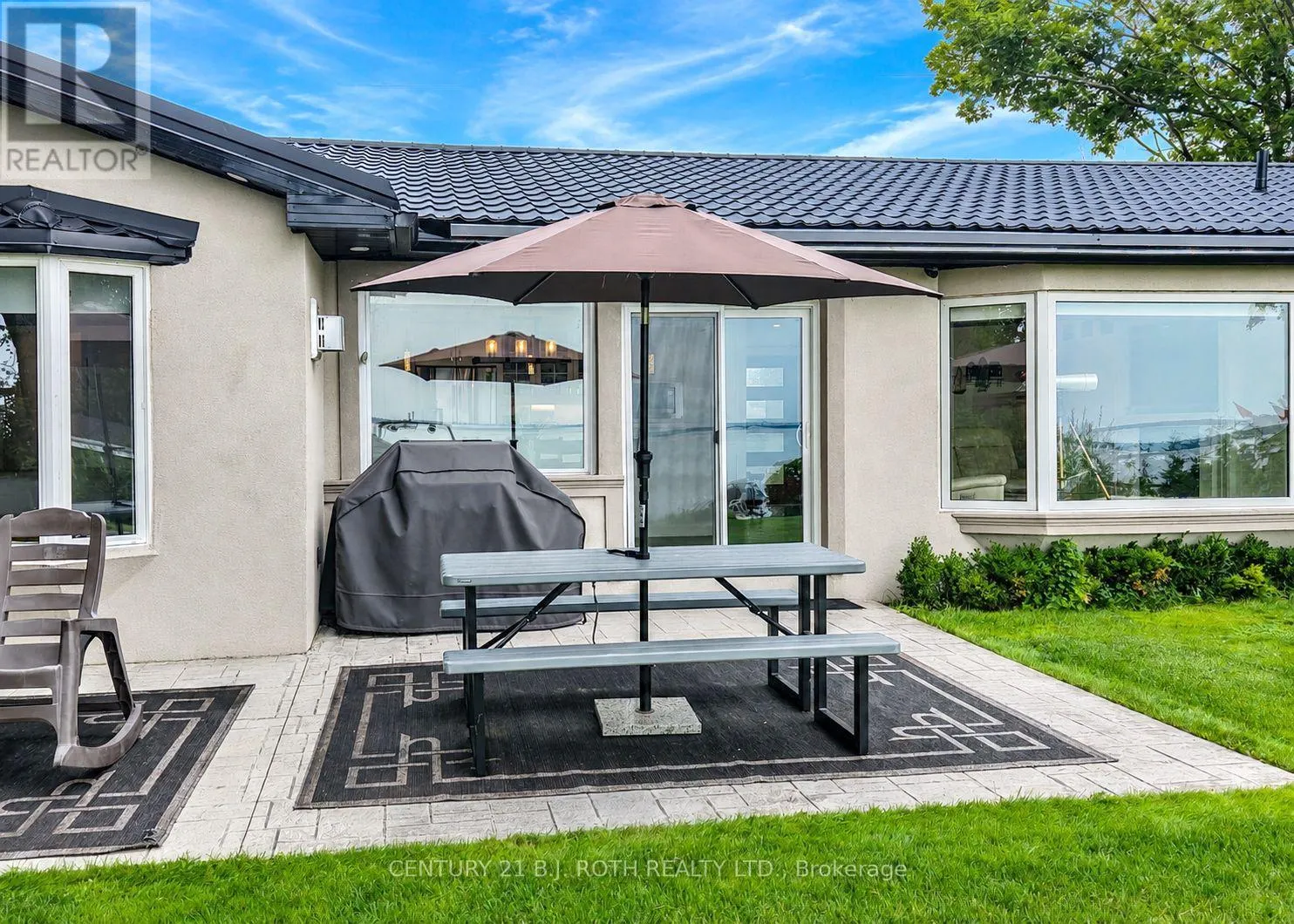 91 MOON POINT DRIVE