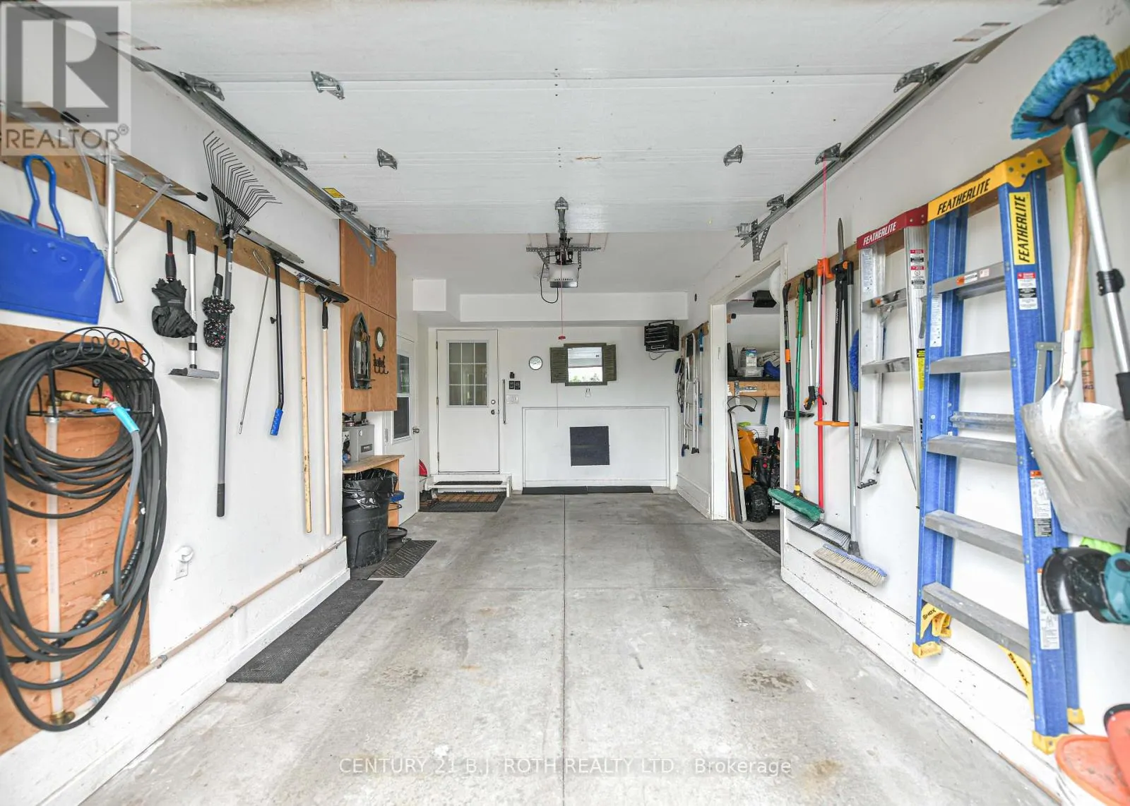 91 MOON POINT DRIVE