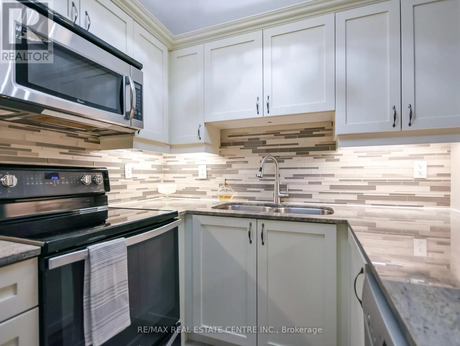 213 - 354 ATHERLEY ROAD
