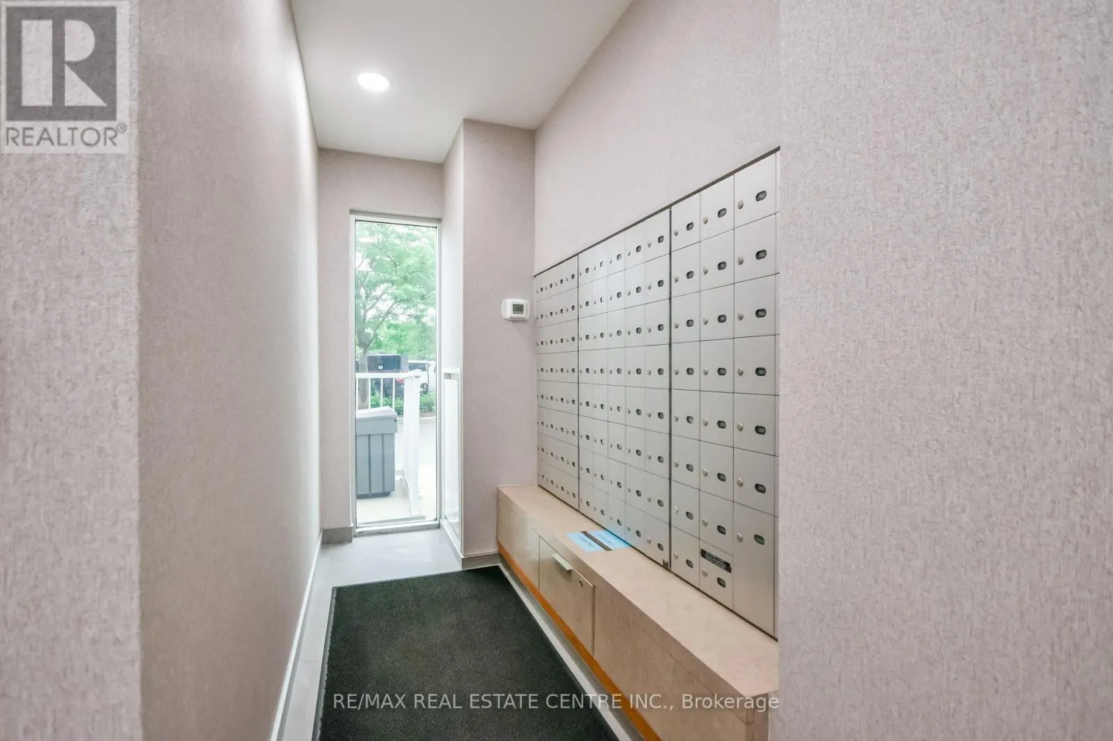213 - 354 ATHERLEY ROAD