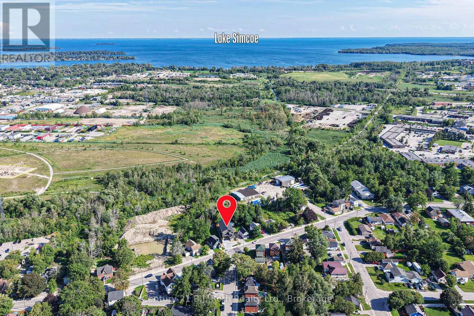 2 (UPPER) - 165 BARRIE ROAD #2 (Upper)
