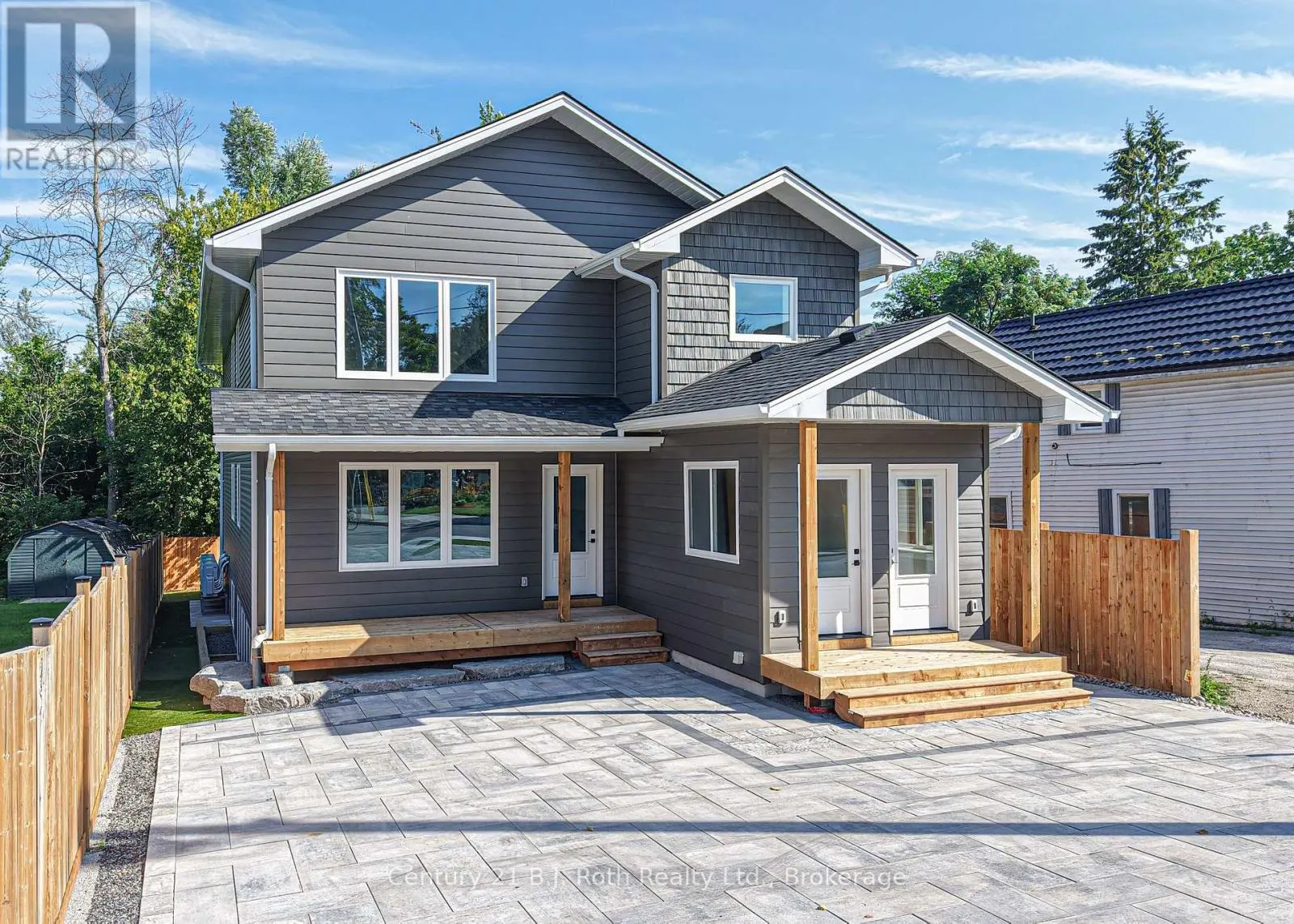 2 (UPPER) - 165 BARRIE ROAD #2 (Upper)