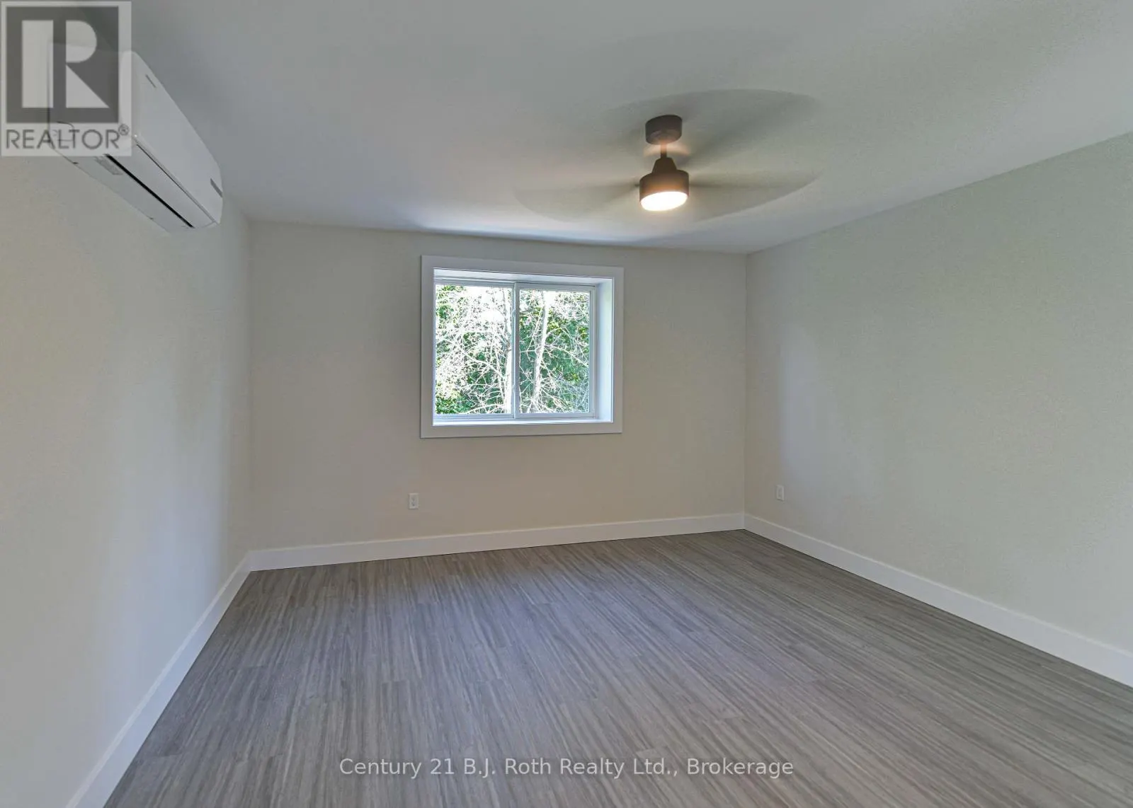 2 (UPPER) - 165 BARRIE ROAD #2 (Upper)
