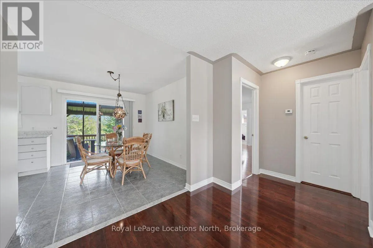 402 RAMBLEWOOD DRIVE
