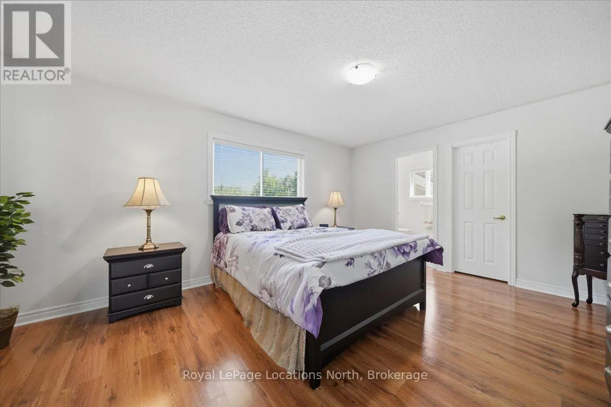 402 RAMBLEWOOD DRIVE