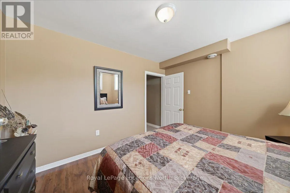 402 RAMBLEWOOD DRIVE
