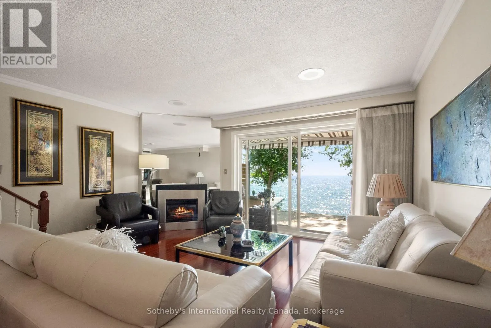 5 - 1 OLIVE CRESCENT #5