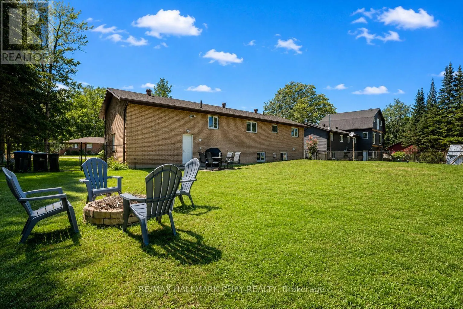 51 INDIANOLA CRESCENT