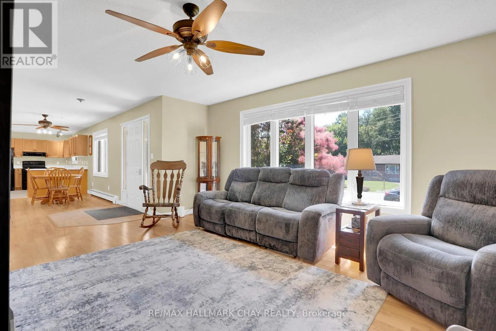 51 INDIANOLA CRESCENT