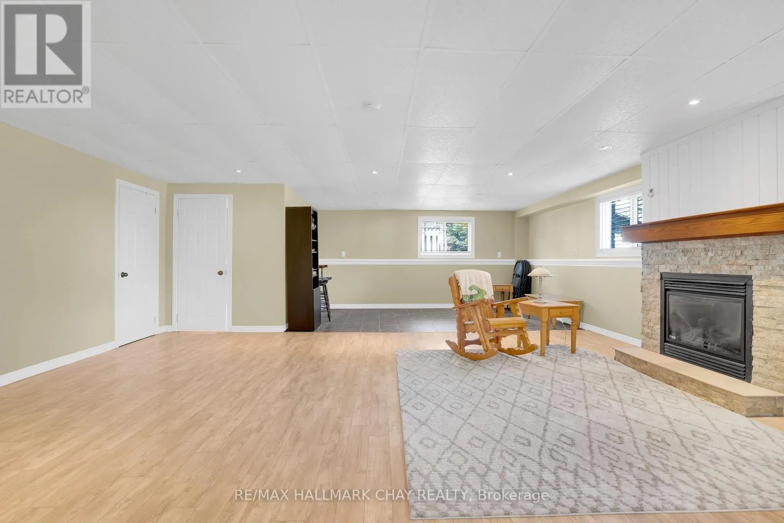 51 INDIANOLA CRESCENT