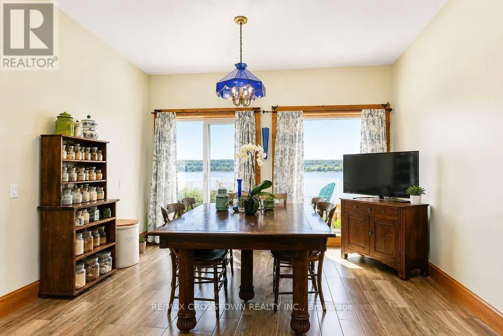 243 CHAMPLAIN ROAD