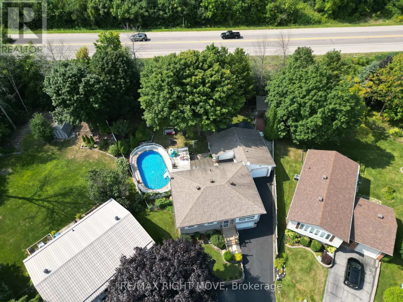 8 GAUDAUR COURT