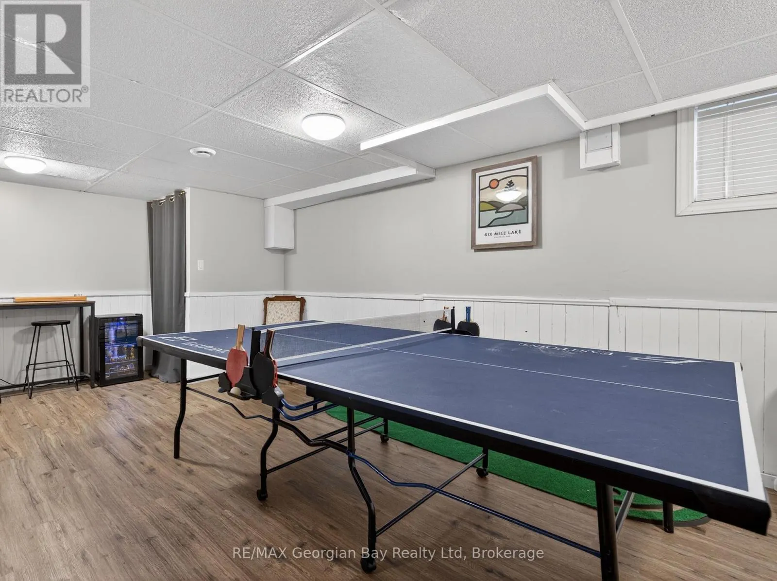 1060 HARBOURVIEW DRIVE