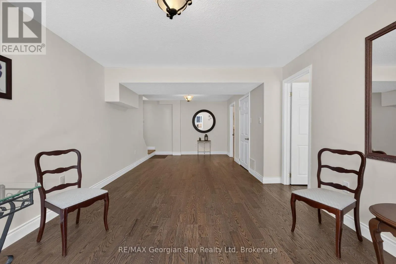423 IRWIN STREET