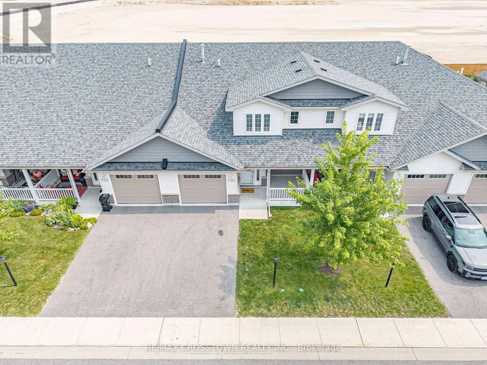 70 IVY CRESCENT
