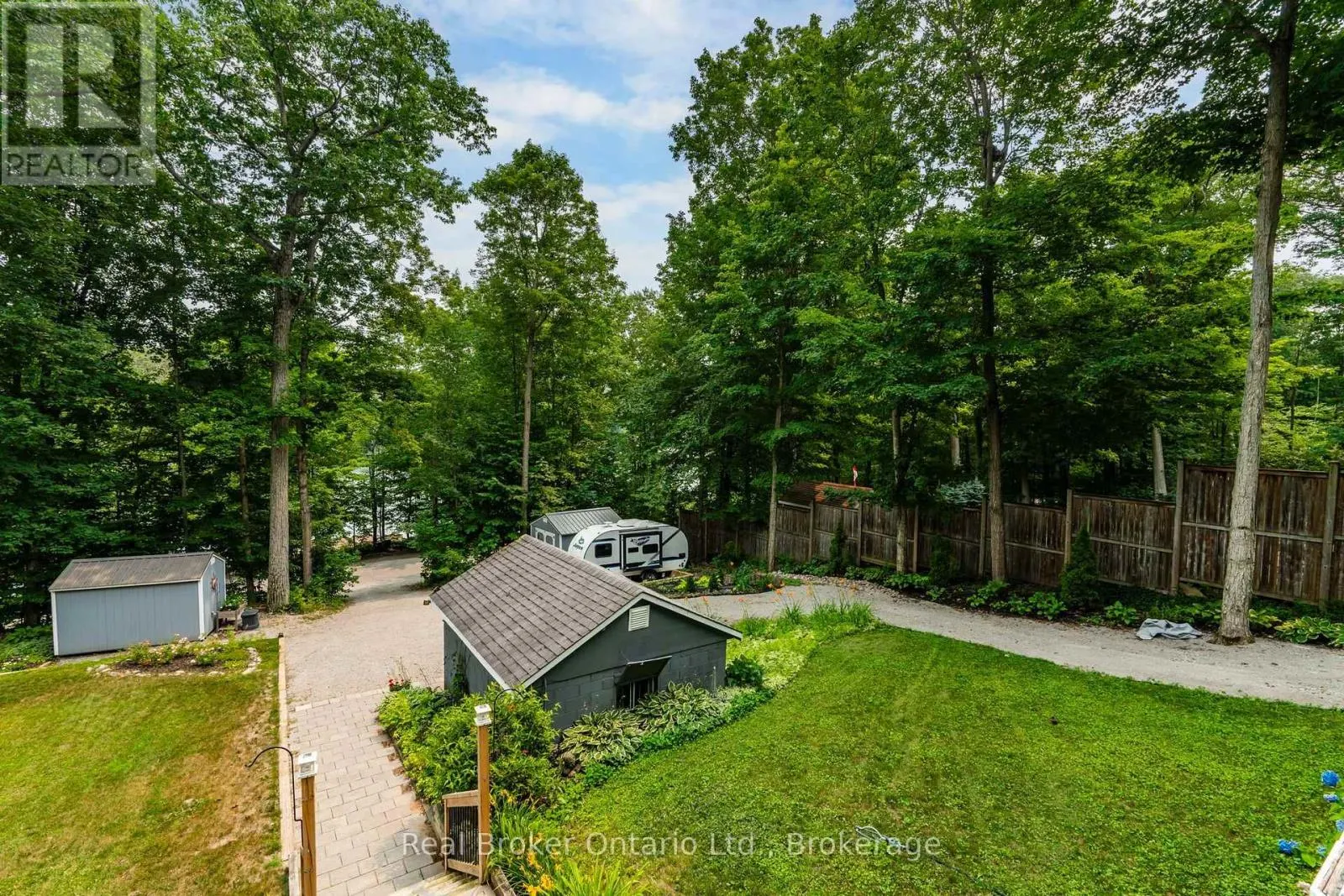 120 FARLAIN LAKE ROAD W