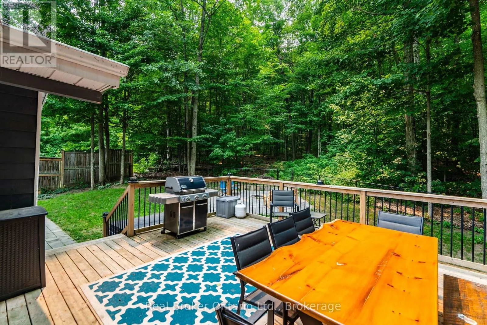 120 FARLAIN LAKE ROAD W