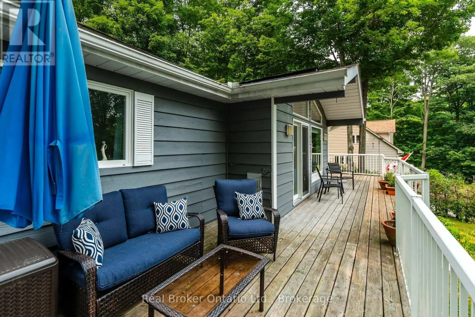 120 FARLAIN LAKE ROAD W